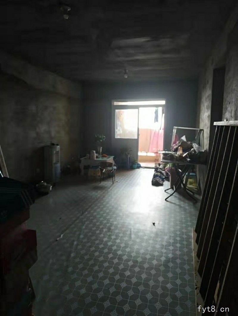 瑞景国际3室2厅1卫19楼双学区房69万元